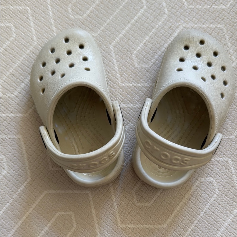 Crocs - Picture 3 of 4